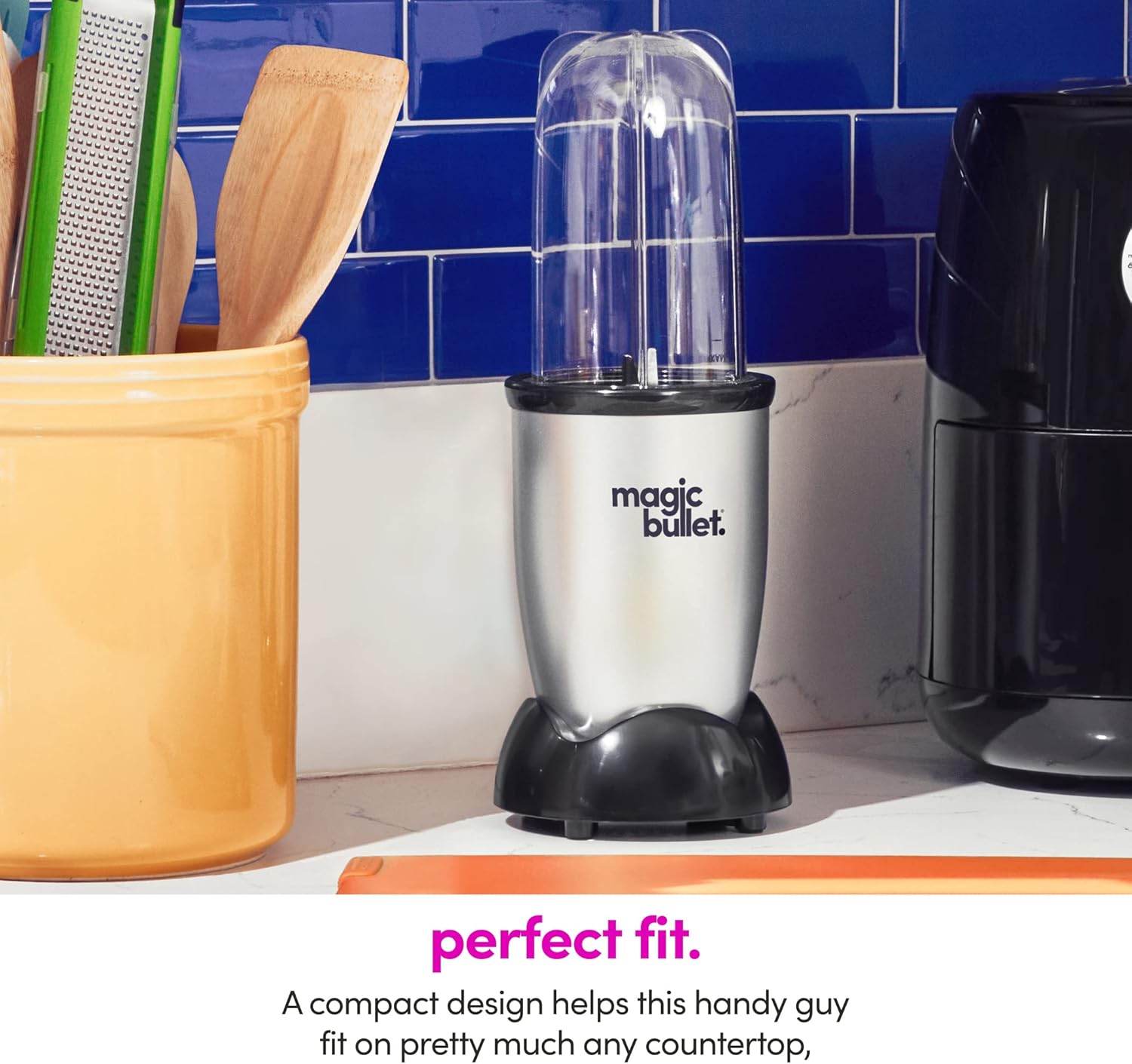 magic bullet Personal Blender for Shakes, Smoothies, Food Prep, and Frozen Blending, 22 Ounces, 250 Watt, Silver, MBR-1101