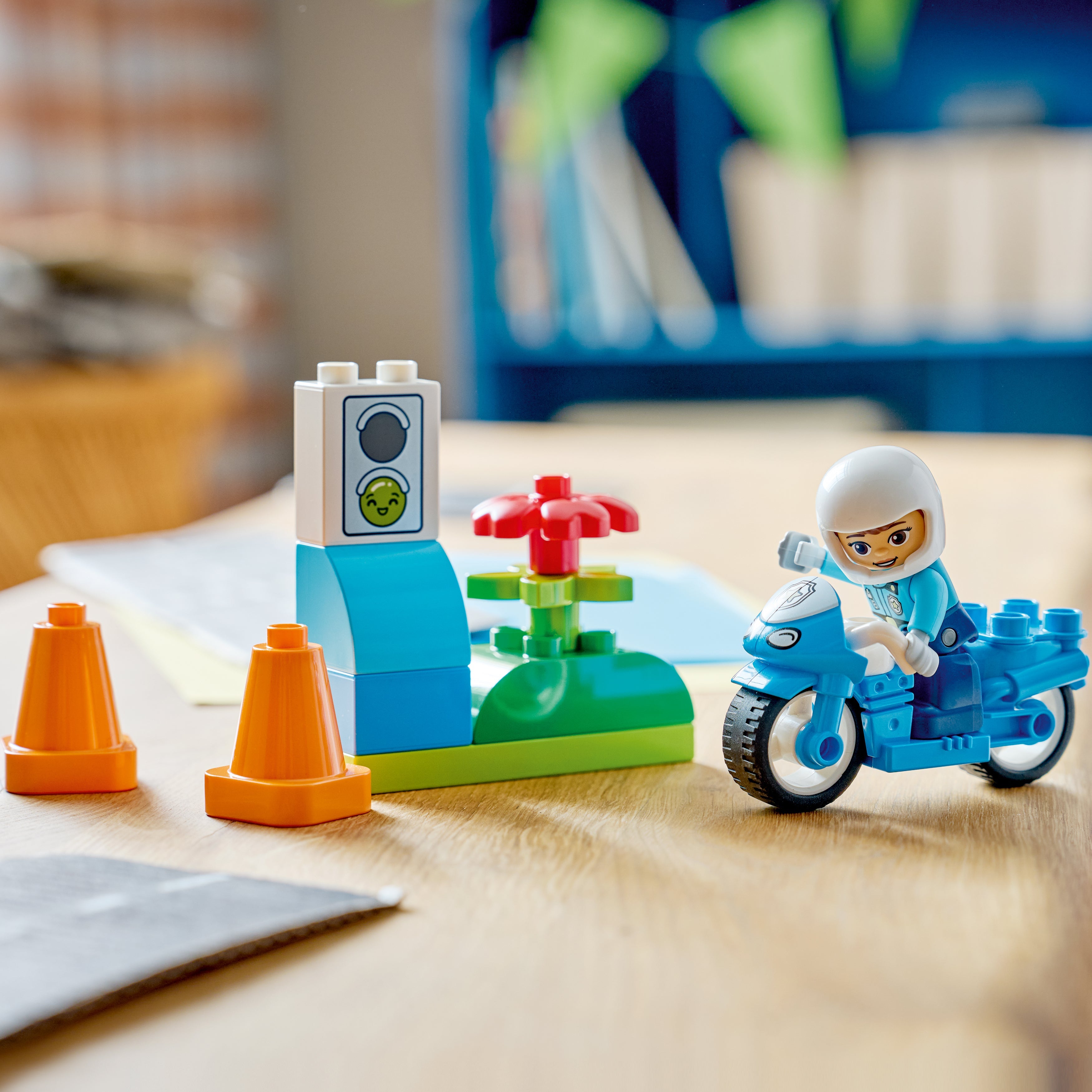 10471 LEGO® DUPLO® Town Blue Police Motorcycle